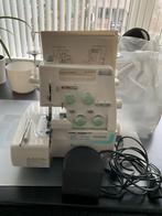 Lock naaimachine Toyota SL1A Serie - Zeer goede staat, Ophalen of Verzenden, Zo goed als nieuw, Lockmachine