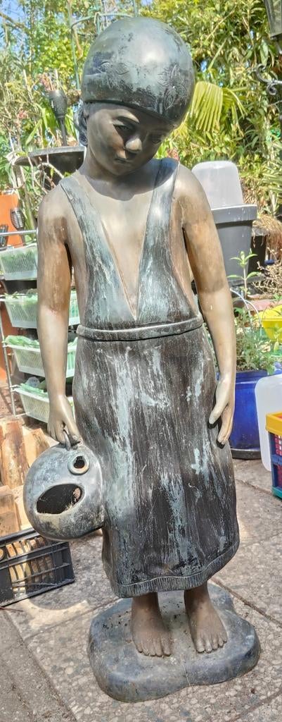 Bronzen beeld jongen met kruik, 102cm hoog, Ophalen, 50 - 100 cm, Beeld, Bruin