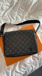 LV District PM messenger bag, Overige merken, Zwart, Ophalen of Verzenden, Zo goed als nieuw