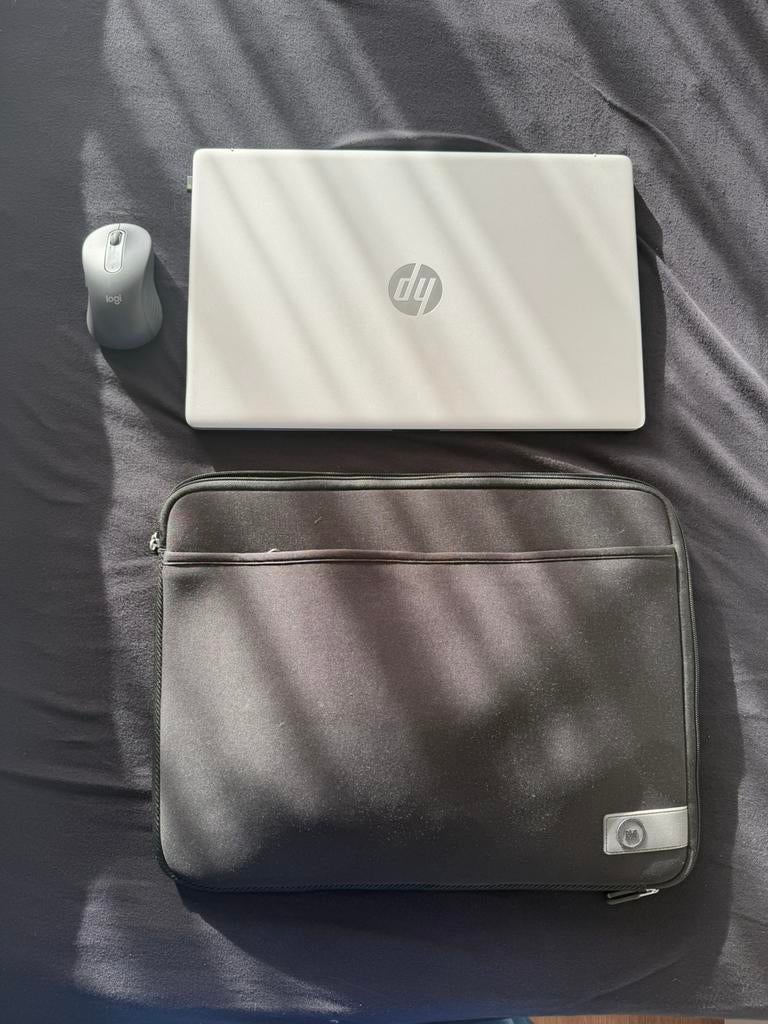 HP Laptop (17,3 inch) + accessoires – i7 / 16GB / 1TB SSD, Ophalen, 17 inch of meer, Zo goed als nieuw