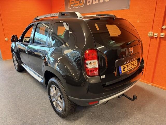 Dacia Duster 1.2 TCE / 4X2 / LAUREATE / MOTOR STORING!, Auto's, Dacia, Voorwielaandrijving, Euro 5, Gebruikt, 4 cilinders