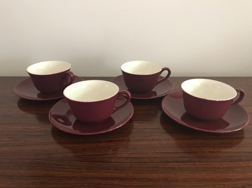 Set 4 kopjes / tasjes & bordjes / schoteltjes  boch ?, Antiek en Kunst, Ophalen of Verzenden