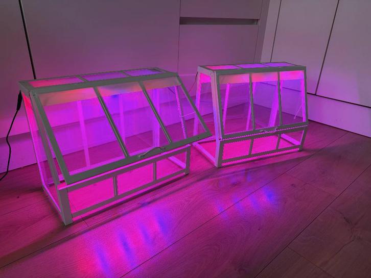 2x kweekkas met kweeklamp (IKEA AKERBAR), Tuin en Terras, Kweekspullen, Zo goed als nieuw, Kweekbak, Ophalen