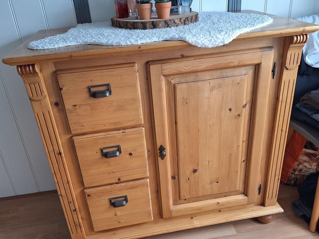 Commodekast met veel opbergruimte - prima staat, Gebruikt, 100 tot 150 cm, 100 tot 150 cm, Ophalen of Verzenden