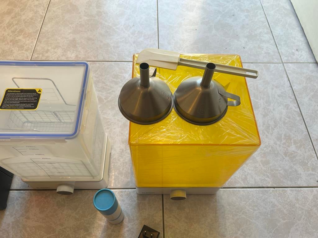 Elegoo Saturn 3D-printer met Wash & Cure Station, Computers en Software, 3D Printers, Ophalen, Gebruikt