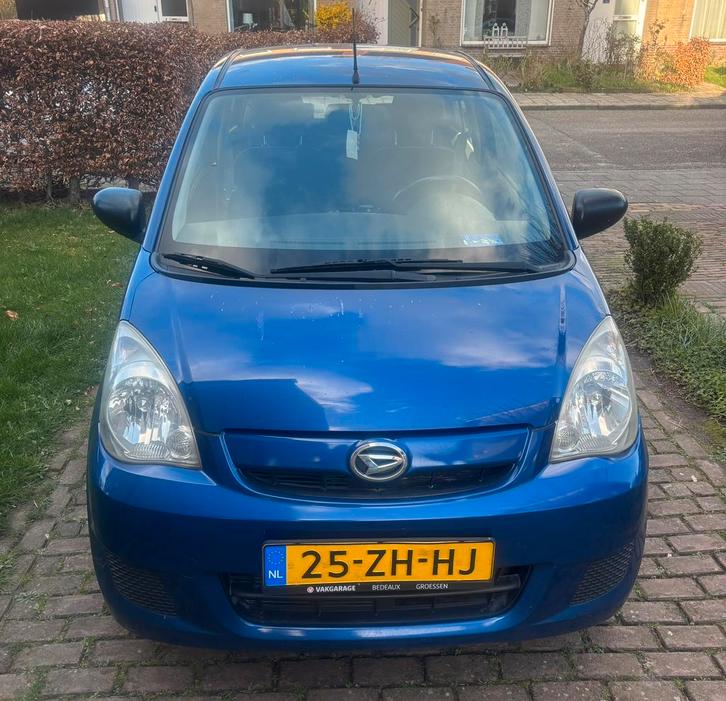 Kleine auto weing km bieden vanaf € 1750, Auto's, Daihatsu, Particulier, Cuore, Bluetooth, Lichtmetalen velgen, Radio, Benzine