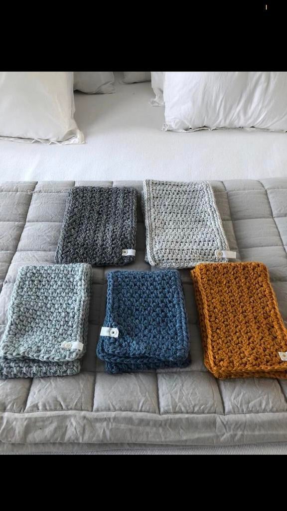 KIND BABY SJAALS ZACHTE WOL KLEUR, Kinderen en Baby's, Kinderkleding | Mutsen, Sjaals en Handschoenen, Nieuw, Muts, Jongen of Meisje