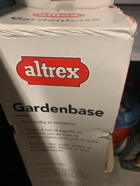 Nieuw ! ! Altrex Gardenbase, Trap, Nieuw, Ophalen of Verzenden, Opvouwbaar of Inschuifbaar