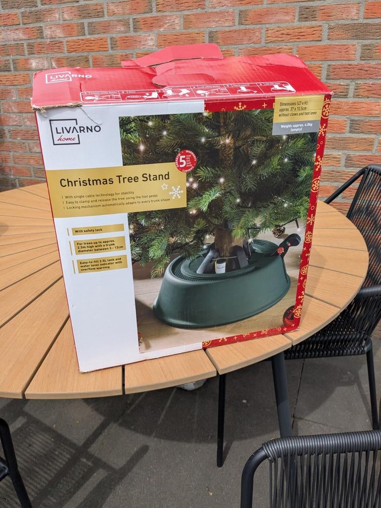 Livarno kerstboom standaard, Ophalen