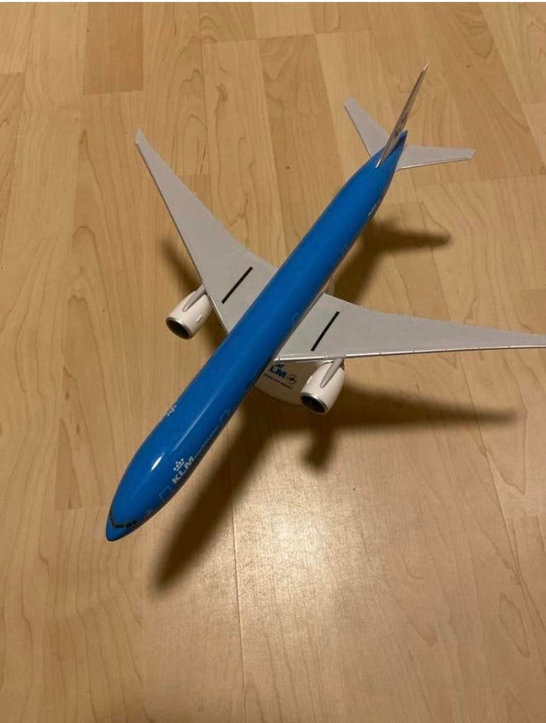 1:200 Klm boeing 777 schaalmodel, Ophalen of Verzenden, Zo goed als nieuw, Schaalmodel