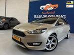 Ford Focus Wagon 1.0 Titanium / bj.2016 / champagne / camera, Gebruikt, Euro 6, Origineel Nederlands, Handgeschakeld
