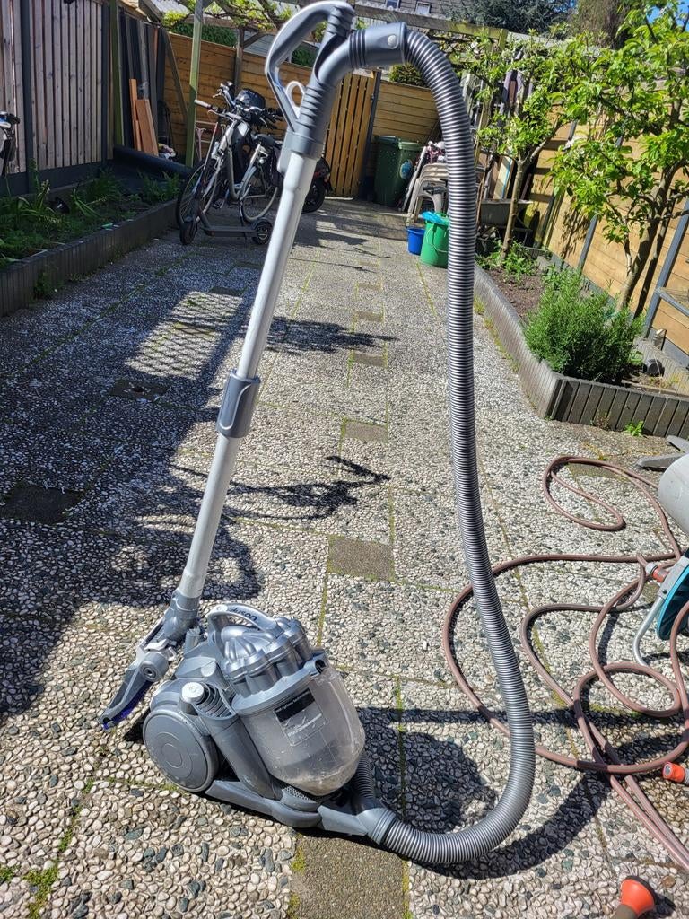 kapot Dyson stofzuiger voor onderdelen, Ophalen of Verzenden