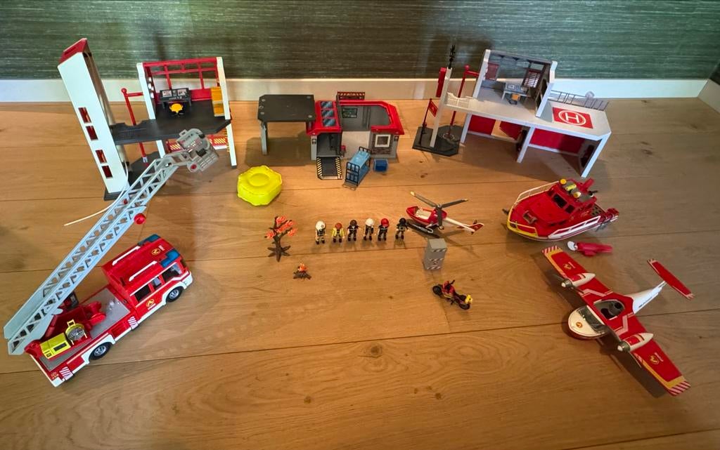 Playmobil uitgebreide set brandweer met kazerne en voertuige, Ophalen of Verzenden, Gebruikt, Jongen of Meisje