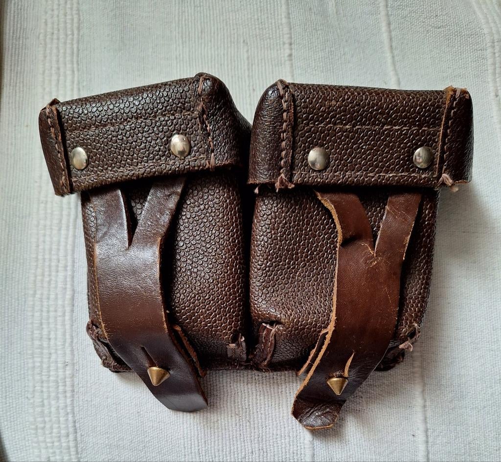 Patroontas USSR Moisin Nagant begin jaren '50 model WO2, Verzamelen, Verzenden, Landmacht, Nederland