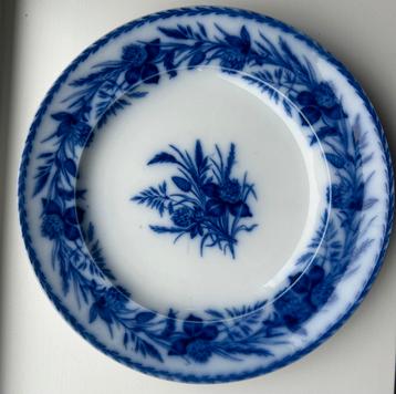 Wedgwood porselein “Clover” bord beschikbaar voor biedingen
