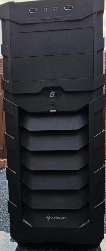 Sharkoon skiller SGC1 Window Green, Computers en Software, Computerbehuizingen, Zo goed als nieuw, Ophalen