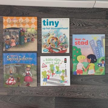 5 Diverse kinderboeken beschikbaar voor biedingen