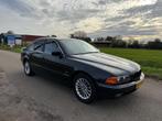 BMW 5-serie 523i Executive UNIEK Origineel NL/ Weinig Km., Auto's, Achterwielaandrijving, Gebruikt, Zwart, 2494 cc