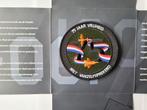 Carnet met jubileumbadge Ned Luchtmacht: 75 jaar vrijheid., Verzamelen, Militaria | Algemeen, Embleem of Badge, Nederland, Luchtmacht
