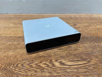 UniFi Cloud Key Gen 2 Plus (UCKG2Plus) + 1tb hdd beschikbaar voor biedingen