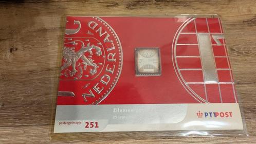 echt zilveren jubuleum postzegel 12,75 gulden jaar 2001, Postzegels en Munten, Postzegels | Nederland, Postfris, Na 1940, Ophalen of Verzenden