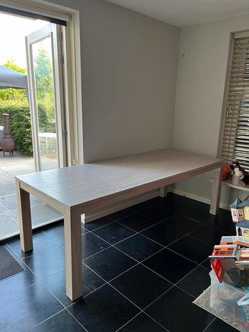 Tafel / eettafel massief eiken 240 x 100 x 78 (lxbxh)