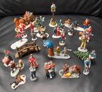 26 delige set kerstdorp figuren diertjes bomen poppetjes, Diversen, Kerst, Verzenden, Gebruikt