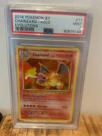 Charizard Holo PSA 9 - 2016 Pokemon XY Evolutions, Hobby en Vrije tijd, Verzamelkaartspellen | Pokémon, Ophalen of Verzenden, Zo goed als nieuw