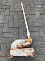 Plaatschaar knabbelschaar groot oud model., Ophalen, Gebruikt