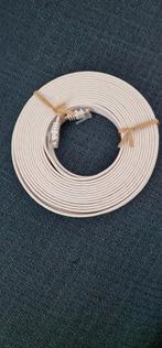 10m platte cat. 6 kabel (4/4 beschikbaar)., Ophalen of Verzenden, Zo goed als nieuw
