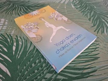 YOGA DOEN, CHAKRA'S ervaren - M de Bock / M Wapenaar beschikbaar voor biedingen