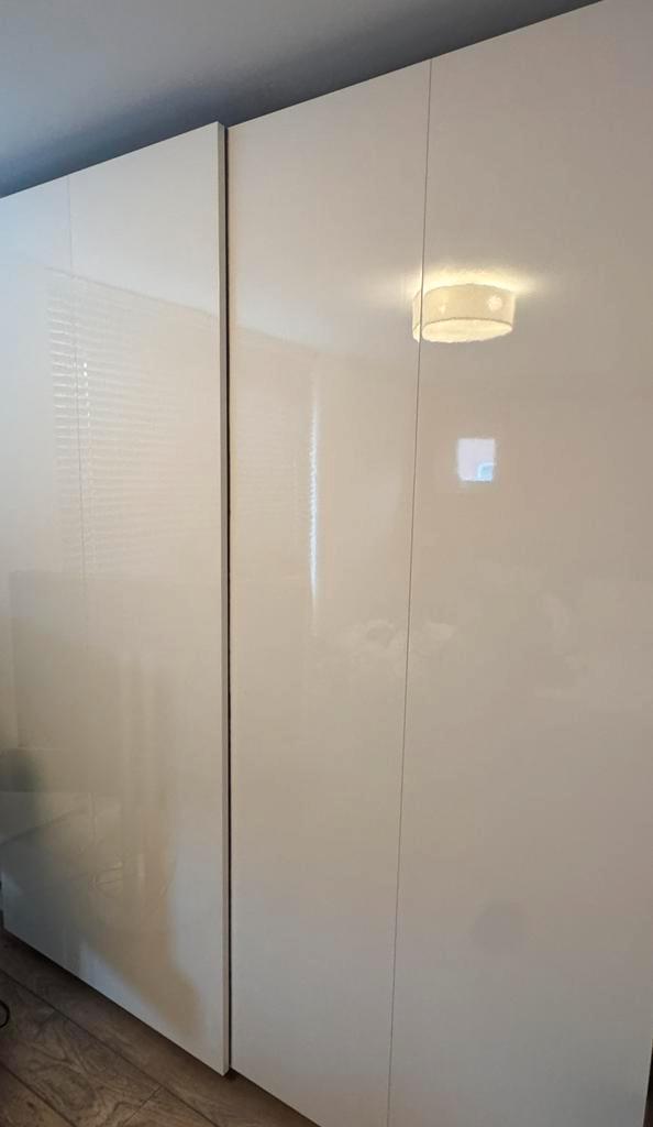 Ikea pax Hasvik 100 cm B x 239 cm H schuifdeur hoogglans, Huis en Inrichting, Kasten | Kledingkasten, Zo goed als nieuw, 200 cm of meer