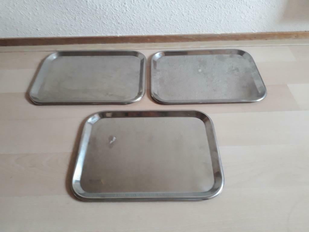 Stalen schalen 30x22,5 cm, 3 stuks, Overige materialen, Gebruikt, Ophalen of Verzenden, Schaal of Schalen