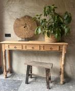 Oude houten sidetable - Landelijke stijl, Huis en Inrichting, Ophalen, Gebruikt, 150 tot 200 cm, Overige houtsoorten