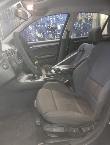 Bmw e46 5 deurs onderdelen beschikbaar voor biedingen