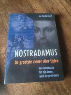Nostradamus - De grootste ziener aller tijden, Gelezen, Jan Vandervoort, Achtergrond en Informatie, Ophalen of Verzenden