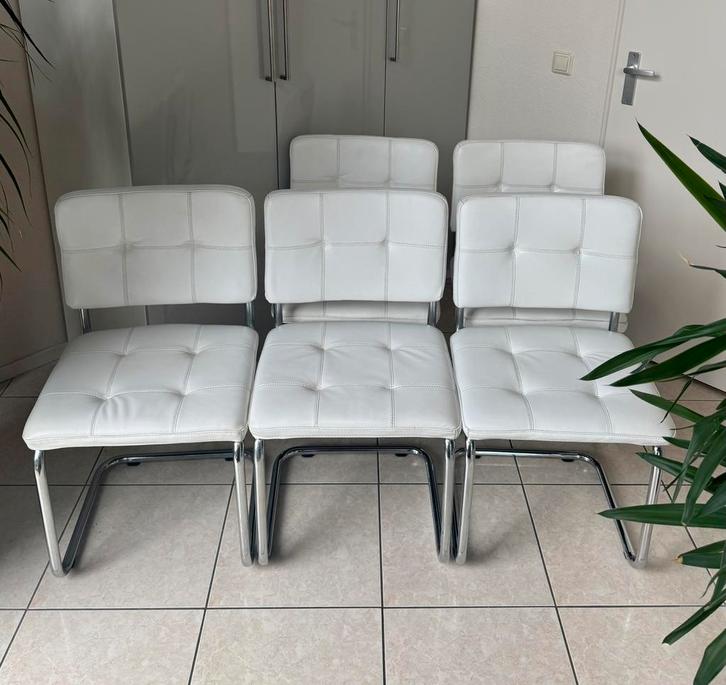 5x Zuiver Ridge Rib Leer Wit Buisframe Eetkamerstoelen |ZGAN, Huis en Inrichting, Stoelen, Zo goed als nieuw, Vijf, Zes of meer stoelen