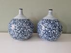2x Grote vazen/kruiken blauw/wit, Huis en Inrichting, Woonaccessoires | Vazen, Ophalen, Gebruikt, Overige kleuren, Aardewerk of Porselein