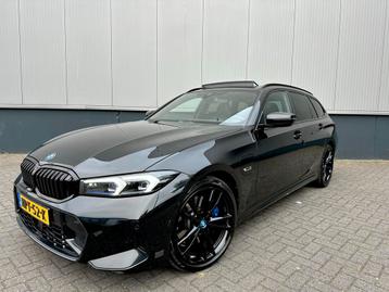 BMW 3-Serie 330e 292pk M Sport Schadowline 2022 Pano Zwart beschikbaar voor biedingen