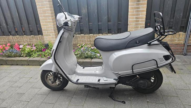 Agm vx50, Fietsen en Brommers, Scooters | Overige merken, Gebruikt, Benzine, Ophalen