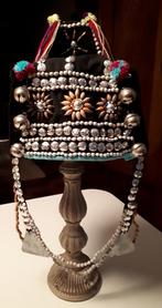 Karen Akha hoofdtooi hoedje met schelp en bellen, Ophalen of Verzenden