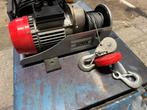 Lier 125/250kg, Doe-het-zelf en Verbouw, Lieren en Takels, Ophalen of Verzenden, Gebruikt, Elektrisch