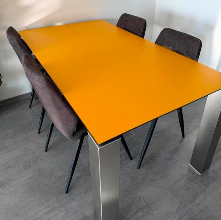 Moderne Eettafel, Huis en Inrichting, Tafels | Eettafels, Zo goed als nieuw, 100 tot 150 cm, 150 tot 200 cm, Vier personen, Rechthoekig