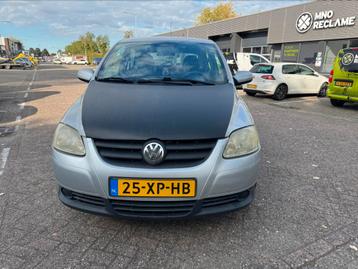 Volkswagen Fox 1.2 40KW 2007 Grijs Apk Stuurbekr Nap Navi beschikbaar voor biedingen