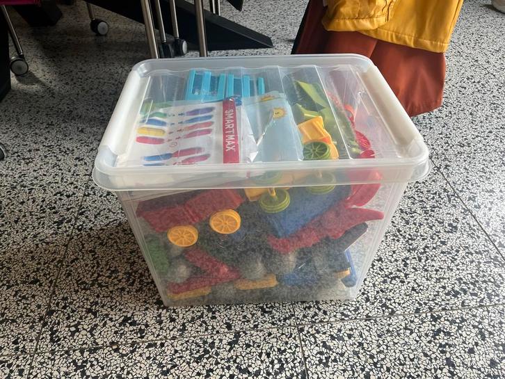 Grote bak met verschillende Smartmax sets, Kinderen en Baby's, Speelgoed | Duplo en Lego, Zo goed als nieuw, Complete set, Ophalen