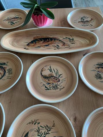 Sarregeumines Granville 12 pers majolica antiek vis servies beschikbaar voor biedingen