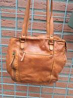 DSTRCT leren tas leer schoudertas rugtas cognac NIEUW, Sieraden, Tassen en Uiterlijk, Tassen | Damestassen, Verzenden, Nieuw, Bruin