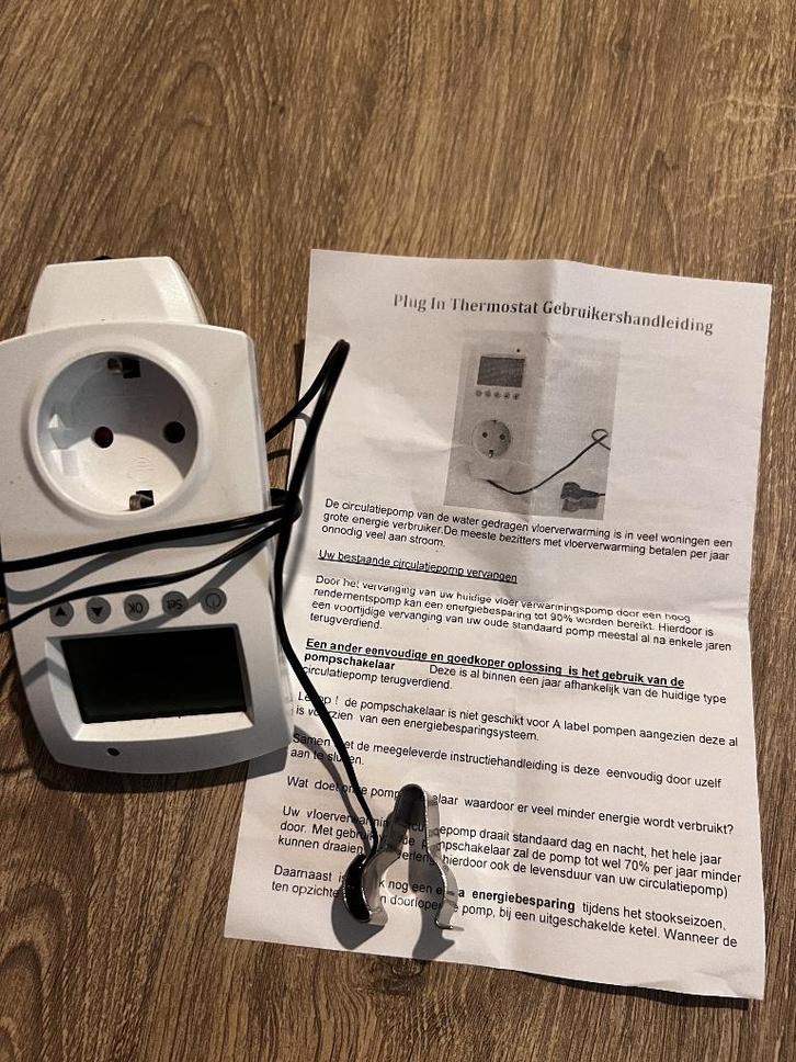 Pompschakelaar (vloerverwarming), Doe-het-zelf en Verbouw, Verwarming en Radiatoren, Nieuw, Overige typen, 800 watt of meer, Minder dan 30 cm