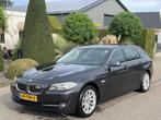 BMW 5-serie Touring 520d Executive AUT 2012 Navi/Clima/Lmv, Auto's, BMW, Origineel Nederlands, Te koop, Zilver of Grijs, 5 stoelen