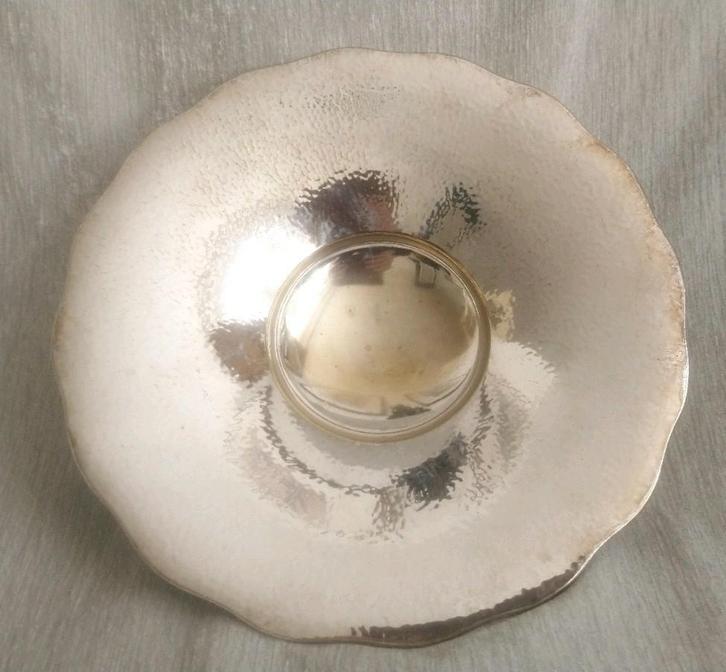 Koper verzilverde schaal gehamerd Art Deco 26 cm Ø, Antiek en Kunst, Antiek | Schalen, Ophalen of Verzenden
